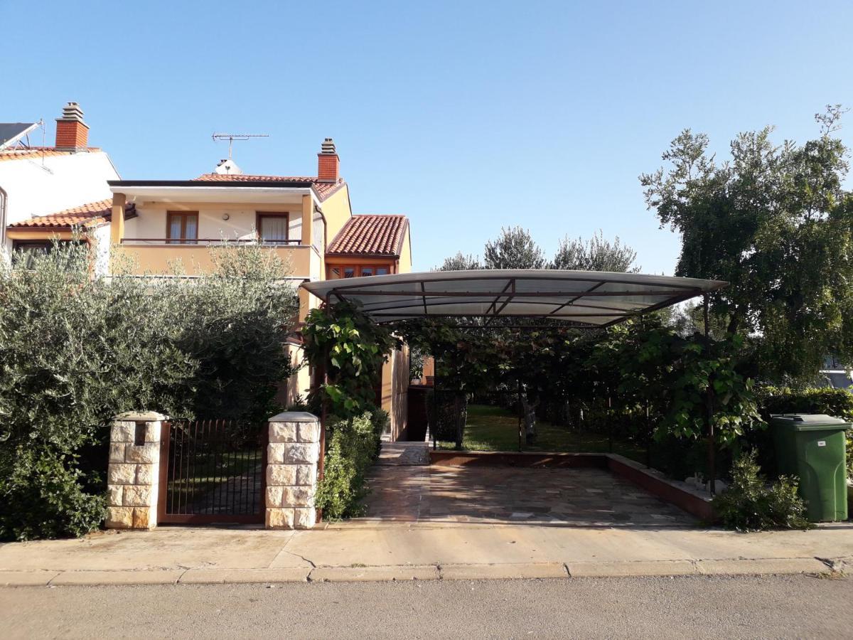 Blue Deer Apartment Umag Luaran gambar